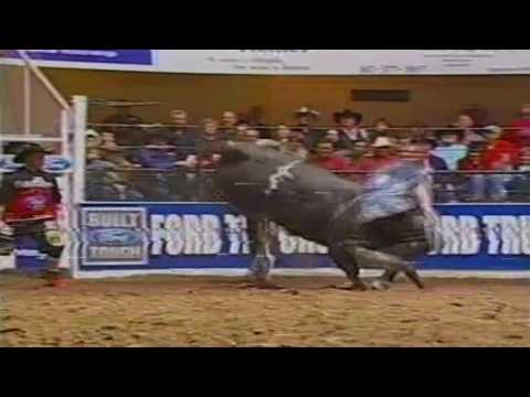 PBR 2004: Colonel Tom bucks off the G-Man