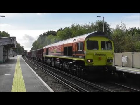 Freightliner Orange 59206 Thrashes Through Wivelsfield Working 6V00 Newhaven To Acton!