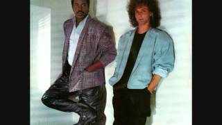 Kenny G & Kashif  - Love On The Rise (Instrumental)(1985)