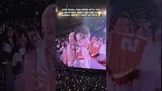 Download lagu HOBI EQUAL SIGN INTRO WITH THIS BEAUTIFUL ARMY, THE WAY HE HUGGED HER😭🫶 #jhope #bts #junghoseok mp3 Download lagu HOBI EQUAL SIGN INTRO WITH THIS BEAUTIFUL ARMY, THE WAY HE HUGGED HER😭🫶 #jhope #bts #junghoseok mp3