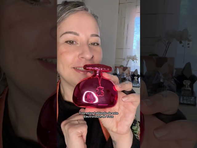 Vídeo relacionado con Perfume miniatura original de mujer como detalles para bodas colonias Tous Eau de toilette 4,5 ml.