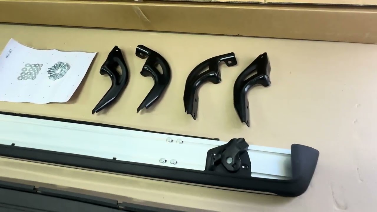 Боковые Подножки Оригинал (2 шт, Алюминий) Video 1