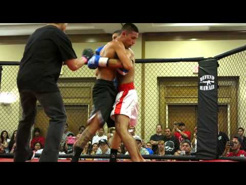 Martin Day  vs Bronson Mohika Preview