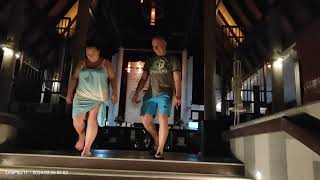 Karabi Deevana Plaza Hotel | Our Room