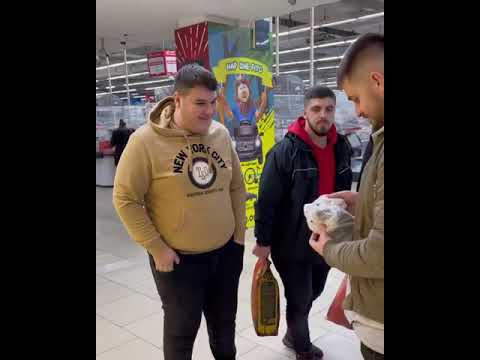 dhurata per shokun? shqipet me plis