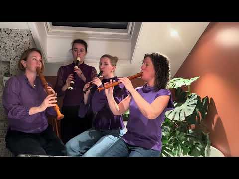 @WoodpeckersQuartet play Ding dong merrily on high