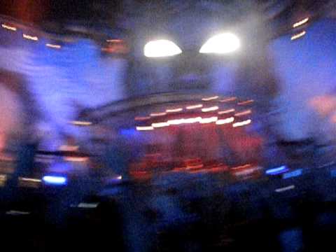 SHM @ Tomorrowland 2011 - Rem losing my religion vs Heart is King