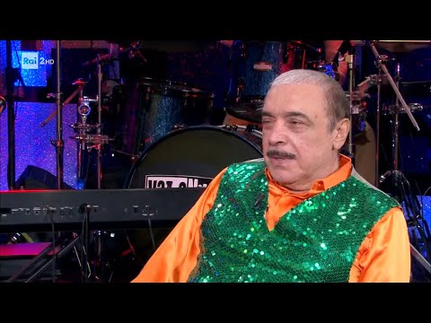 "La nuova vita" di Nino Frassica - Una Pezza di Lundini 13/07/2021