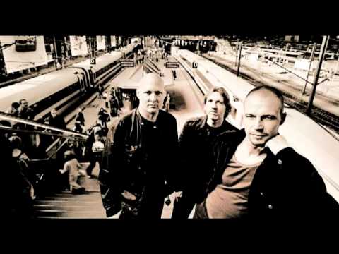 Esbjörn Svensson Trio - Eighty-Eight Days In My Veins