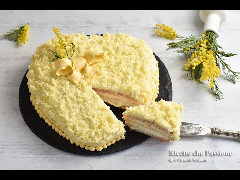 Torta mimosa all'alchermes a cuore - Ricetta facile con 1 solo pan di spagna - Ricette che Passione