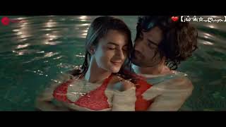 Ayesha Kapoor Kissing