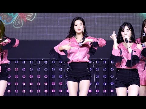 181003 소나무 디애나 (D.ana) - 금요일 밤 (Friday Night) - 수원 희망 나눔 페스티벌 [직캠 / FANCAM] [4K 60p]