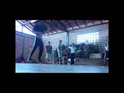 BBOY KAPU TREINOS SALTO E MOVES