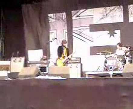 Roll Over Dj video