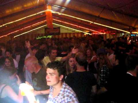 SV Egchel Minivoetbaltoernooi 2011 Sfeerimpressie van het tentfeest !!