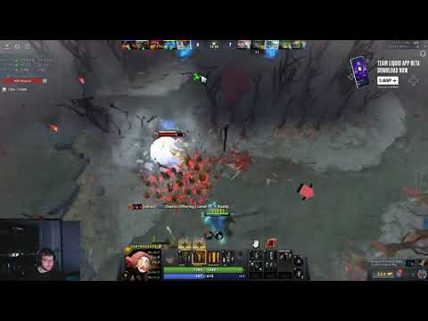 Qojqva watches Quinn do some Masterbaiting