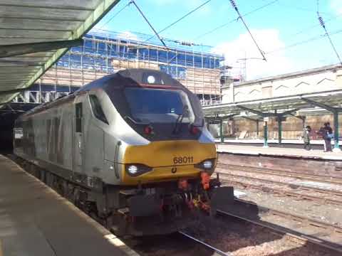The DRS’s Class 68 ‘UKLight’ Chiltern Railways No.68011 passing at Carlisle Citadel Station.