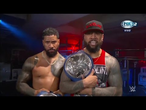 Confrontación Riddle y The Usos Unificación Campeonatos en Parejas - WWE Raw 16/05/2022 (En Español)