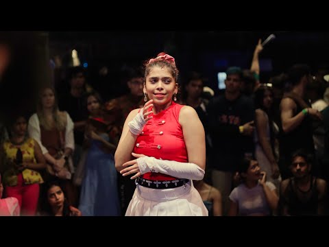 Komal vs Alkom Face Off in Top 16 Whacking Battle | SkyBoy TV