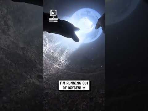 Water hole reverse dive 🫣🕳️🤿                       🎥: Instagram / steve_parkour1