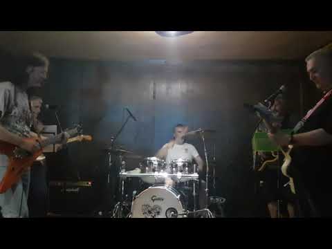 Going Down Jam Cover - The Friends Bife 67