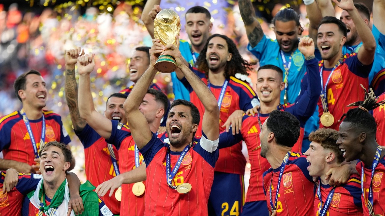 🔴 EN DIRECTO La Roja celebra el Mundial 2026 con la afición en Madrid