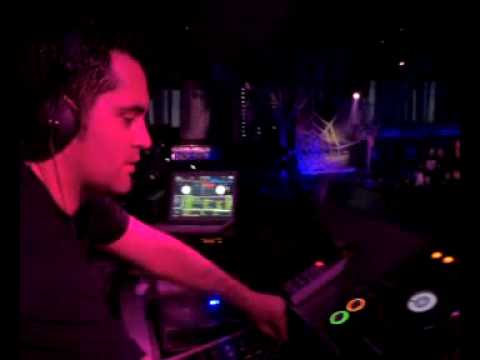 Nacho Penades@ Apache sala Matrix, playing Pashmina (Edu imbernon remix)