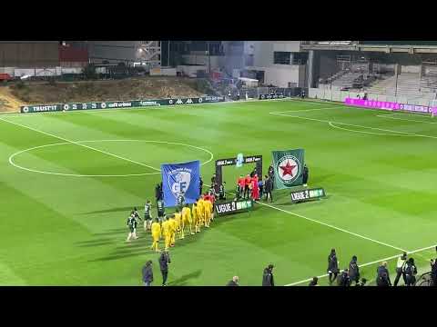 Red star FC - Grenoble entrée des joueur stade Bauer 24/10/2025