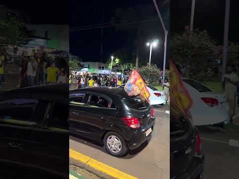 Simpatizantes comemoram reeleição de Lula em Palotina Pr.