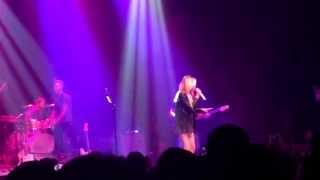 Kelsea Ballerini- "Dibs"- NYC 7/16/15