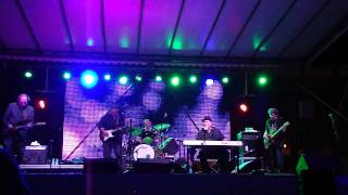 Red House & Gene Taylor - Roll'em Pete