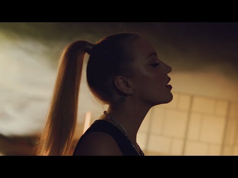 Marissa, Jhn McFly – Telephone (Official Music Video)