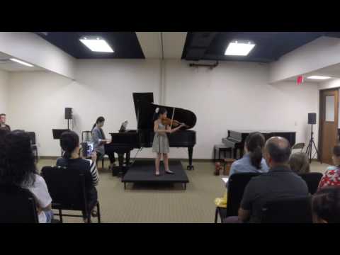 Lauren Yoon plays Vivaldi 