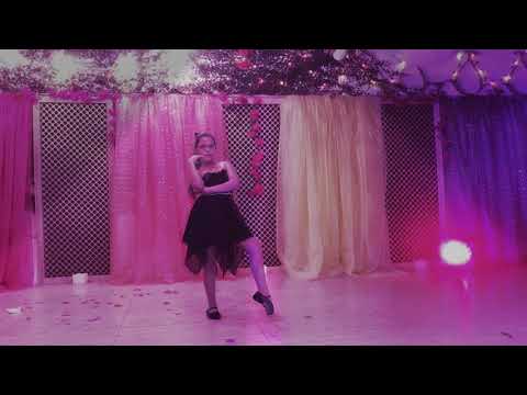 Meybel danzando en el Cumpleaños de su Abuela Elizabeth 2017