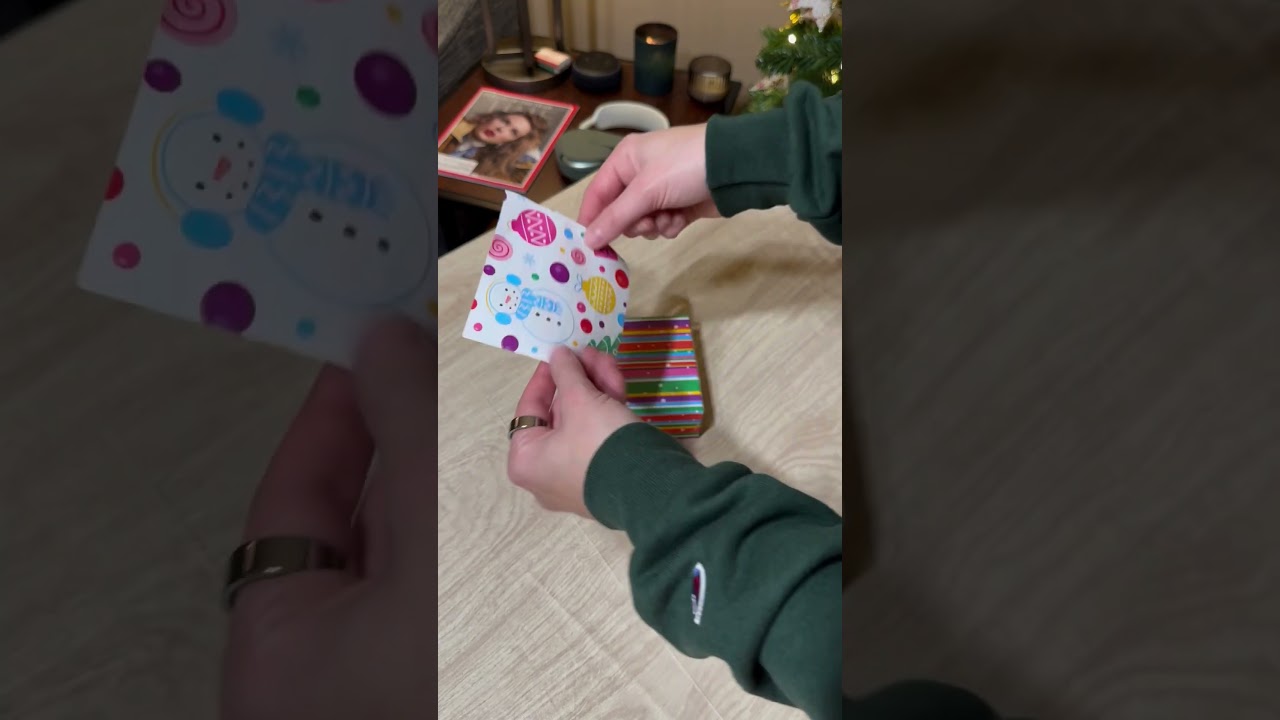 Pinwheel gift wrapping technique #giftwrapping