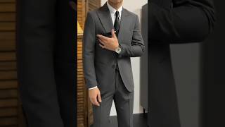 Download lagu “Upgrade your wardrobe with this sleek grey suit!  #MensFashion #SuitStyle #MenswearInspo” mp3