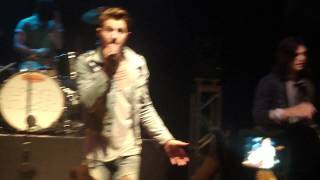 Downtown Girl - Hot Chelle Rae