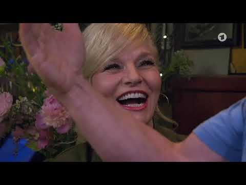 Inas Nacht with Wigald Boning, Bernhard Hoëcker and Michael Kessler   watch here