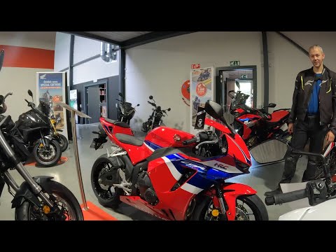 THE WAIT IS OVER! Collecting the Honda CBR600RR PC69