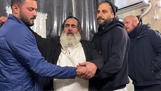 ‏ הרב שלום סבג שידור חי ח בטבת (הרב שלום סבג) - התמונה מוצגת ישירות מתוך אתר האינטרנט יוטיוב. זכויות היוצרים בתמונה שייכות ליוצרה. קישור קרדיט למקור התוכן נמצא בתוך דף הסרטון