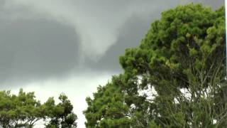 preview picture of video 'Funnel Cloud  Manukau NZ'
