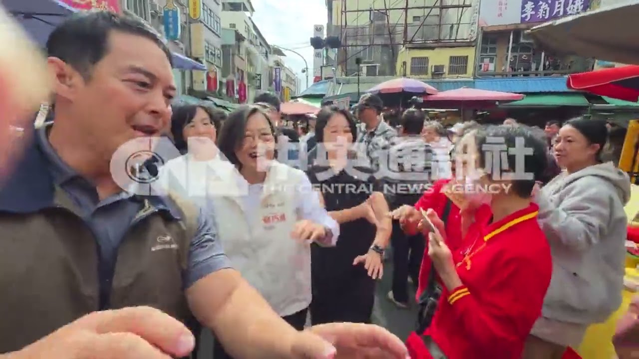 蔡英文蘇巧慧蘆洲湧蓮寺參香