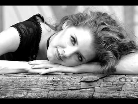 Merge of equals - kleine wolke drum