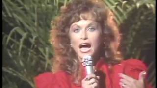 JEANNIE C. RILEY - Don't Get Above Your Raisin'