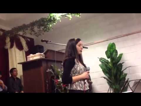 Sora Georgina lauda pe dumnezeu  la noapte de vege