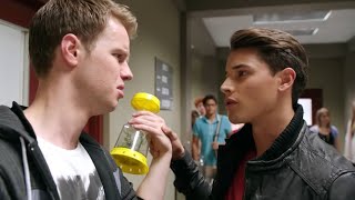 Download lagu Whos Crying Now | Megaforce | Full Episode | S20 | E07 | Power Rangers  mp3