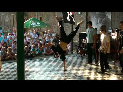 toszek breakdance battle
