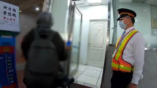 [問卦] 欸在火車站坐二十分鐘也要被趕？