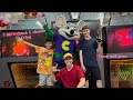 Going To A 90 S Chuck E Cheese