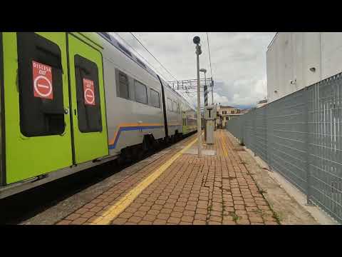 TAF in partenza dalla stazione di Collegno